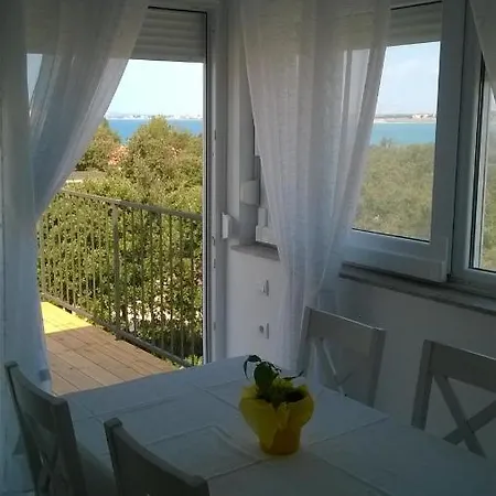 In Zaton Zadar With Sea View, Balcony, Air Conditioning, Wifi 685-2 * Zaton (Zadar)