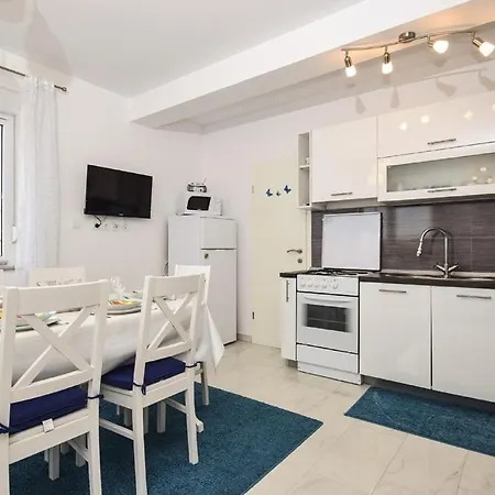 In Zaton Zadar With Sea View, Balcony, Air Conditioning, Wifi 685-2