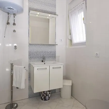 In Zaton Zadar With Sea View, Balcony, Air Conditioning, Wifi 685-2 Apartment *