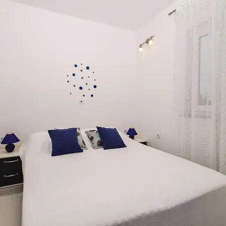 Apartment In Zaton Zadar With Sea View, Balcony, Air Conditioning, Wifi 685-2 *