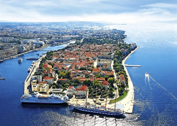 Apartament In Zadar With Sea View, Balcony, Air Conditioning, W-lan 3796-4 *